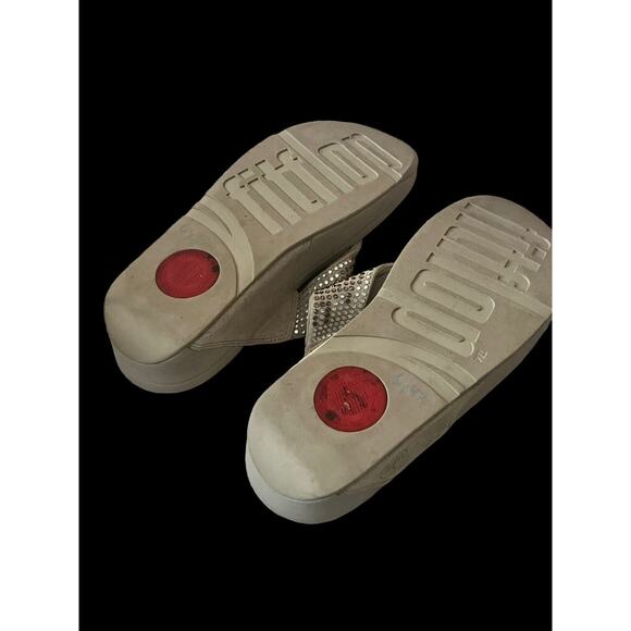 Fitflop Suede Crystal Rokkit Sandals •Women 9/EU 41• Flare Rhinestones Beige - Picture 7 of 9